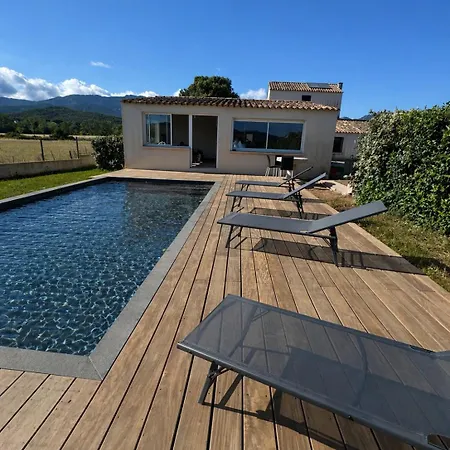 Dom wakacyjny Mini Avec Piscine Privee *