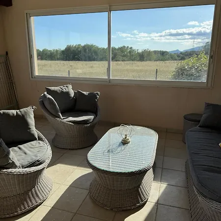 Holiday home Mini Avec Piscine Privee
